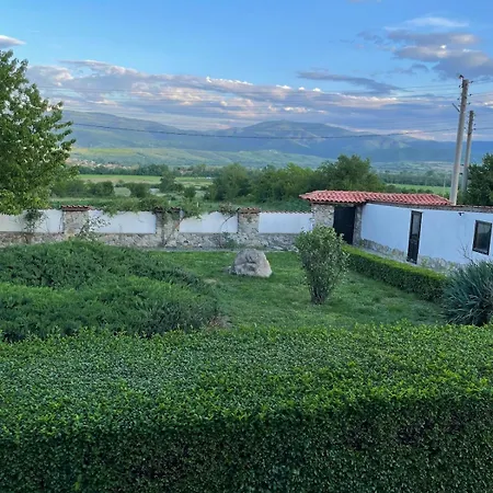 بيت للعطل райска тишина Zlatitsa