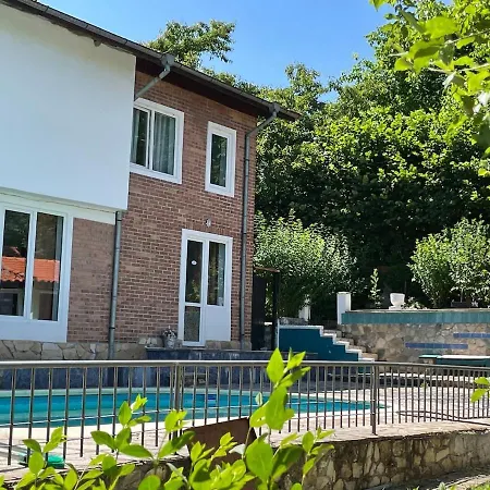 بيت للعطل райска тишина *