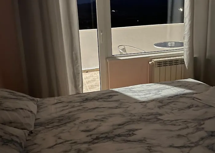 райска тишина 別荘