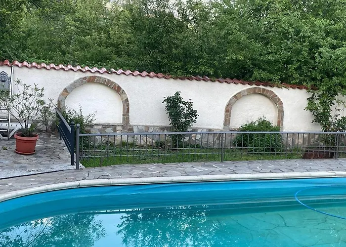 райска тишина Casa de Férias