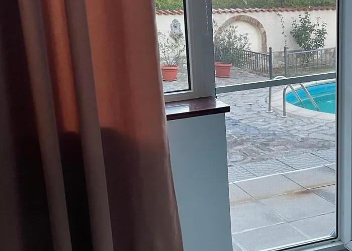 райска тишина Casa de Férias *