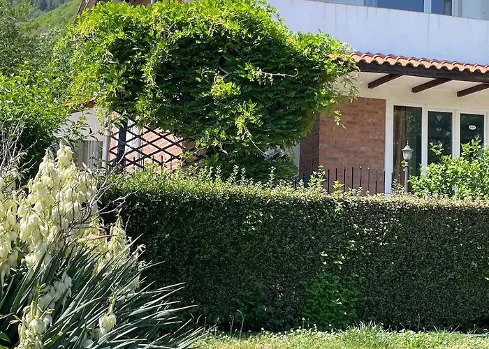 райска тишина 別荘