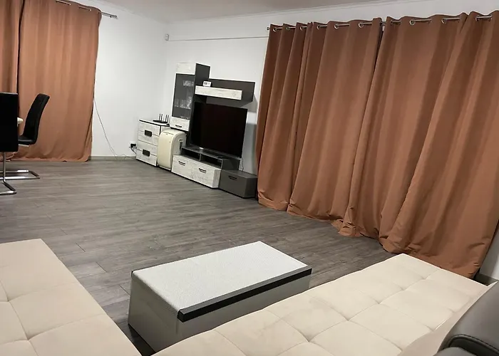 райска тишина 別荘